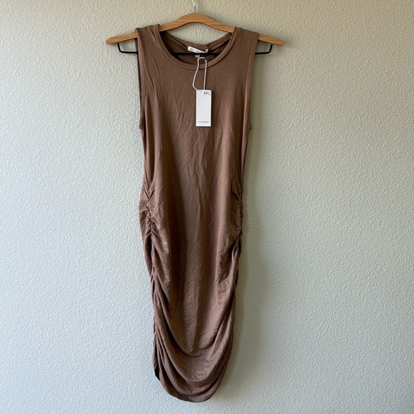 Dresses & Skirts - Boutique Rouged Side Dress Small NWT